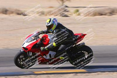 media/Dec-10-2023-SoCal Trackdays (Sun) [[0ce70f5433]]/Turn 9 Inside Set 2 (1115am)/